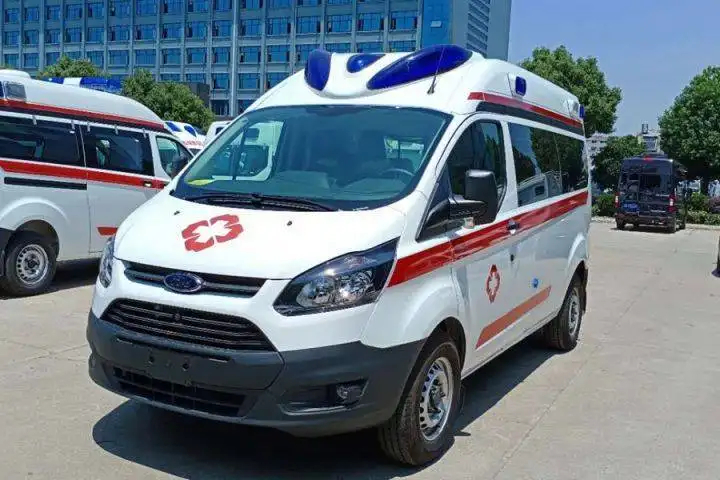平阳县长途救护车转院